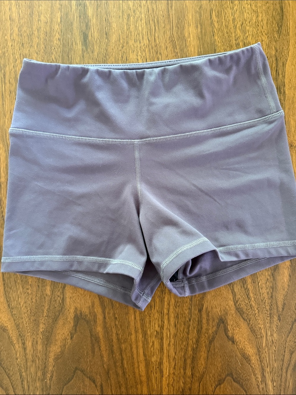 Fleo High-Waist Dusty Purple shorts